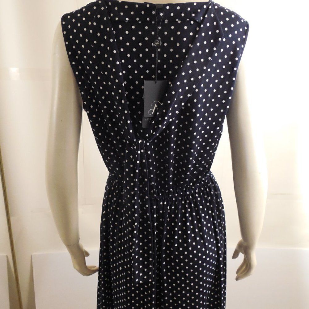 582712.....ADRIANNA PAPELL Printed Tie Neck Sleeveless Dress - Picture 4 of 6